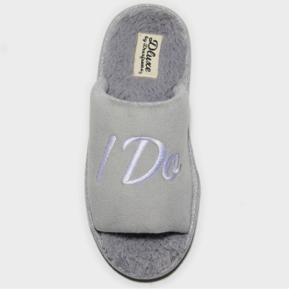 NWT DearfoamsI Do Crew Wedding Slipper Gray with White Embroidered Letters Large - Picture 5 of 7